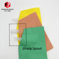 Pochette souple personnalisée réutilisable avec bec verseur pour emballage de liquide désinfectant, crème ou eau, type bouteille d'eau Molle, à fond stable