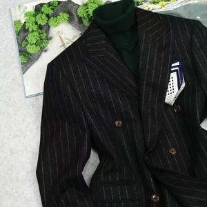 Traje Italiano VBC Vitale Barberis Canonico de Franela a Rayas Anchas, 100% Lana Transpirable, 360g, Traje de Lujo Cruzado para Hombre - Product Image 3