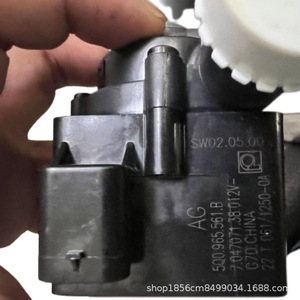 Bomba de agua auxiliar electrónica Tiguan L, Teramont, Tharu, Magotan CC, Lamando 5Q0 965 561 B - Product Image 3