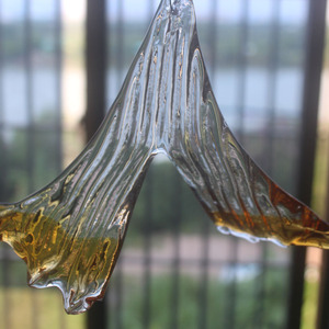 <span class=keywords><strong>Lustre</strong></span> de décoration de plafond en verre pendentif en verre de bureau de vente d'hôtel <span class=keywords><strong>lustre</strong></span> pendentif aérien en feuille de ginkgo émaillée - Product Image 3