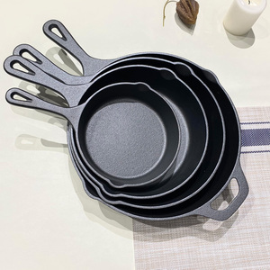 4 PC Vòng <span class=keywords><strong>Cookware</strong></span> Set mà không cần nắp Matte Đen gang thực phẩm an toàn đồng đều nước nóng gang chảo cho nhà bếp nhà hàng - Product Image 1