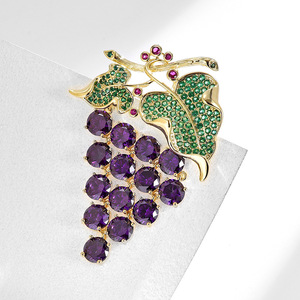 Broches de haute qualité au design coréen, élégantes et simples, accessoires de vêtements <span class=keywords><strong>Joker</strong></span> avec strass en forme de raisin, cadeaux de personnalité tendance - Product Image 3