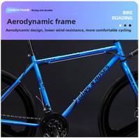 Vélo de route à guidon courbé, cadre en acier à haute teneur en carbone, freins à disque à vitesse variable, pédales ordinaires, vélo de course
