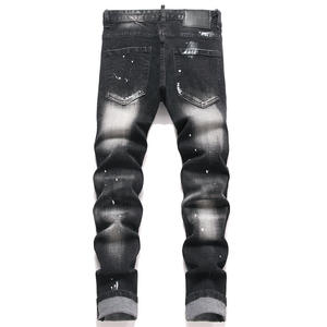 <span class=keywords><strong>Vaqueros</strong></span> <span class=keywords><strong>negros</strong></span> para <span class=keywords><strong>hombre</strong></span> pequeños y rectos con diseño de pintura de parche roto - Product Image 2