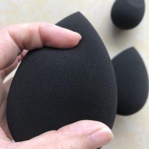 Esponja de Maquillaje Yalina <span class=keywords><strong>XL</strong></span>, Forma de Lágrima Inclinada, Extra Grande, Libre de Látex, Expandible con Agua y Lavable, para Aplicaciones de Belleza - Product Image 3