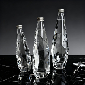 Fournisseur OEM ODM de bouteilles de vin, bouteilles <span class=keywords><strong>en</strong></span> <span class=keywords><strong>verre</strong></span> transparentes de 350 ml, 500 ml, 750 ml pour spiritueux, vodka, whisky avec bouchon à vis - Product Image 3