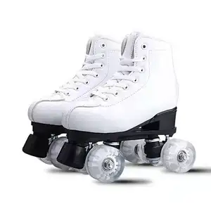 Verstelbare 4 Knipperende Pu Wielen Roller Inline Skates Schoenen Voor Kinderen Volwassenen