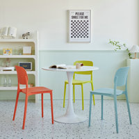 Chaise de salle à manger monobloc en polypropylène empilable, de luxe, moderne, épaissie, style nordique minimaliste, avec dossier, écologique, pour la maison et l'hôtel