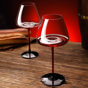 Haute qualité cravate rouge <span class=keywords><strong>verre</strong></span> <span class=keywords><strong>à</strong></span> vin de <span class=keywords><strong>Bourgogne</strong></span> lumière luxe cristal gobelet <span class=keywords><strong>verre</strong></span> <span class=keywords><strong>à</strong></span> vin pot ventre <span class=keywords><strong>verre</strong></span> de haute qualité - Product Image 3