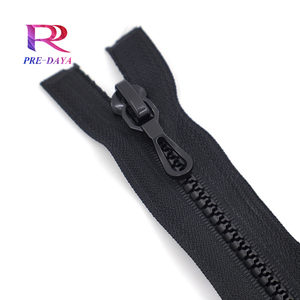 Haute qualité No.5 couleur résine vendre <span class=keywords><strong>au</strong></span> mètre sac <span class=keywords><strong>fermeture</strong></span> à glissière rouleau 5 # <span class=keywords><strong>fermeture</strong></span> à glissière en <span class=keywords><strong>plastique</strong></span> pour vêtements - Product Image 6