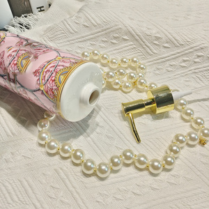 Offre Spéciale de salle de bain de luxe en porcelaine rose et verte de l'ouest ensemble de rince-bouche de mariage de couple en céramique de 5 pièces - Product Image 6