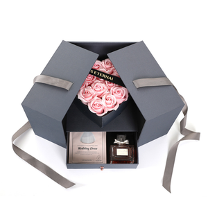 Offre Spéciale <span class=keywords><strong>livraison</strong></span> rapide à lacets Rose savon fleur bijoux boîte-cadeau <span class=keywords><strong>pour</strong></span> la Saint-Valentin fête <span class=keywords><strong>des</strong></span> mères - Product Image 1