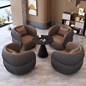 Conjunto de Sofá para Hotel, Sillón Redondo de Cuero PU con Mesa de Centro para Espacios Comerciales, Diseño Duradero - Product Image 3