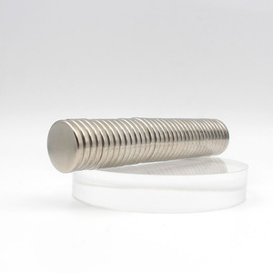 Imanes de Neodimio Fuertes <span class=keywords><strong>N50</strong></span> N52, Imán de Neodimio de 2 mm de Grosor, 15 mm x 2 mm - Product Image 3