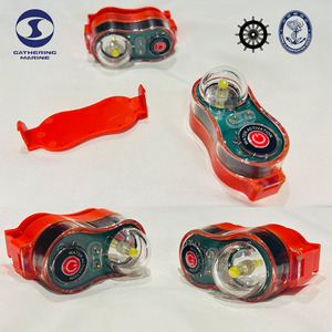 Lampe <span class=keywords><strong>de</strong></span> <span class=keywords><strong>sauvetage</strong></span> marine 0,75 cd LED pour une utilisation en eau, conforme aux normes CCS/EC et SOLAS - Product Image 5