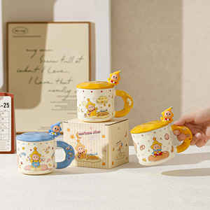 Taza de cerámica Cartoon Star Boy con tapa y cuchara, taza individual para uso en casa u oficina - Product Image 3