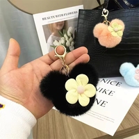 Porte-clés ours en peluche mignon personnalisé en gros, pendentif fleur pour sac à main, décoration de sac à dos pour femme