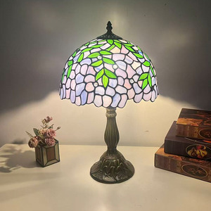 Lampada in Vetro Colorato HFBH con Schermo Vintage Giallo da 12 Pollici, Illuminazione Decorativa per Camera da Letto, Base in Resina E27 - Product Image 6