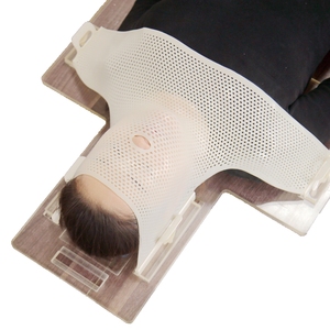 Masker berlubang terapi radiasi termoplastik tipe O, untuk kanker radioterapi kepala leher bahu immobilisasi - Product Image 5