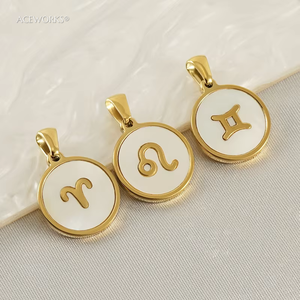 Amuletos del Zodiaco de Concha |   Colgante de Moneda de 16 mm en Acero Inoxidable Chapado en Oro PVD de 18K |   Hipoalergénico, Resistente al Agua y al Deslustre - Product Image 2
