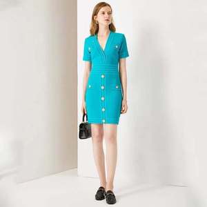 A5561 Abiti Estivi Corti con Scollo a V in Tinta Unita <span class=keywords><strong>Taglie</strong></span> <span class=keywords><strong>Forti</strong></span> <span class=keywords><strong>Abbigliamento</strong></span> Donna all'Ingrosso - Product Image 1