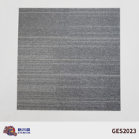 Suelo de Vinilo de Lujo con Aspecto de Alfombra, Recubrimiento UV, para Decoración de Interiores, Suministro para Proyectos Comerciales y Fábricas