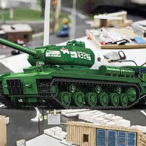 Modèle de char lourd 97006 à l'échelle 1:8, modèle en plastique, 40 pièces, ensemble de blocs de construction et de bricolage pour unisexe, char soviétique IS-2 - Product Image 4