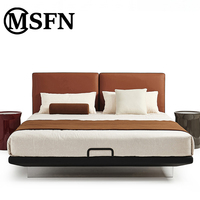 Lit flottant moderne avec tête de lit séparée, base en acrylique, revêtement en tissu microfibre, cadre de support robuste, idéal pour villa et hôtel contemporains