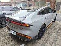 Pour le Ghana 2024 UNI-V 1.5T Édition Sport Premium Automatique Conduite à Gauche Stock Vérifié Adapté au Marché Africain Directement de Chine