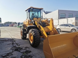 รถตักล้อยางยี่ห้อ Liugong รุ่น 856 936 956 ของแท้จากจีน รุ่น Lg936 สภาพดี ขาย - Product Image 2