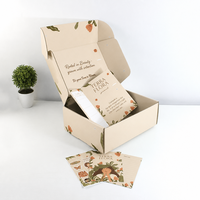 Maßgefertigte Verpackungsboxen mit Logo Papierboxen für Kleidung und Socken mit Prägungstechnik E-Commerce-Versand