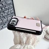 Coque arrière rigide en cuir végétalien simple pour iPhone Duo avec protection de charnière
