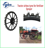Pabrik YT Menyediakan Roda Baja Traktor Pertanian Kubota Desain Baru 1300*100mm Karet Solid Finishing Hitam