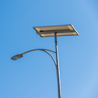 Poteau d'éclairage solaire rond pour rue, 6M 8M 10M 12M, en aluminium et acier inoxydable