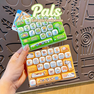 Clavier en plastique en forme de clé, modèle 26 touches, porte-clés pendentif, jouet créatif anti-stress - Product Image 4