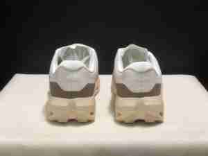 Zapatos para Caminar Cómodos de Marca Original al por Mayor, Zapatos para Correr Cloudvista 3 con Amortiguación - Product Image 6