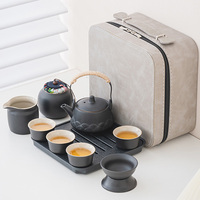 Service à thé Kung Fu de voyage portable comprend un étui en cuir composants en céramique pour la cérémonie du thé et les tasses ensembles de café et de thé fabriqués à la main