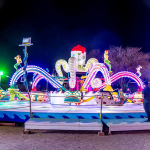 Manèges de fête <span class=keywords><strong>foraine</strong></span>, manèges géants en forme de <span class=keywords><strong>pieuvre</strong></span> pour parcs d'attractions, manèges pour enfants fabriqués en Chine à vendre - Product Image 2