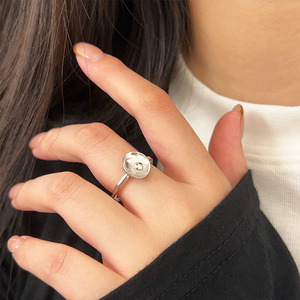 Anillo cóncavo ovalado de plata de ley S925 para mujer, regalo de joyería minimalista para el dedo índice - Product Image 1