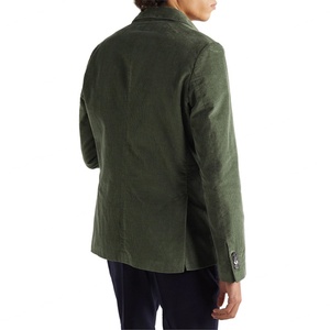 เสื้อแจ็คเก็ตผู้ชายลำลองสำหรับใส่กลางแจ้ง กระเป๋าแบบแปะ ไหล่บุนุ่ม สีเขียว ผ้าคอร์ดูรอย คอตตอน - Product Image 2