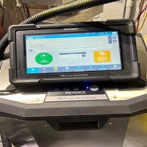 Impresora de Inyección de Tinta Industrial MK-G1000PY con Tinta Amarilla - Product Image 2