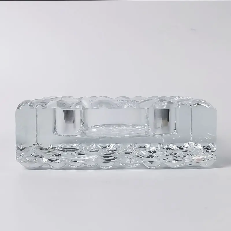 Cendrier en cristal K9 avec ondulation de l'eau personnalisé Cendrier en verre pratique et tendance personnalisé