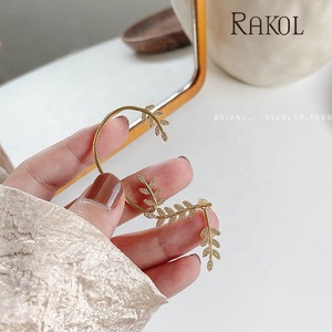 RAKOL EP2618 2025 nouvelle <span class=keywords><strong>feuille</strong></span> escalade boucles <span class=keywords><strong>d</strong></span>'oreilles oeil de cheval boucles <span class=keywords><strong>d</strong></span>'oreilles fleur <span class=keywords><strong>feuille</strong></span> cristal femmes - Product Image 4