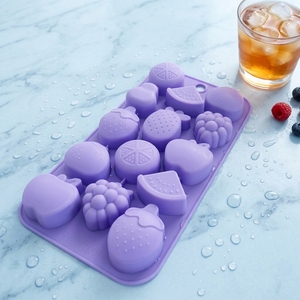 Outil créatif pour glaçons en silicone en forme de fruits - Moule à crème glacée réutilisable, écologique, durable et de qualité alimentaire - Product Image 1