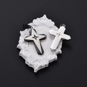 Collier Pendentif Croix Prière Classique Hip Hop en Acier Inoxydable, Bijou Amulette Chrétienne Religieuse avec Chaîne - Product Image 4