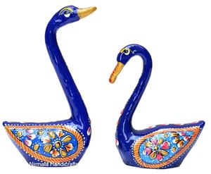 Nirmala Handicrafts - Juego de Estatuas de Cisnes de Metal, Hechas a Mano en India, con Trabajo de Esmalte, Pájaros del Amor, Artículo de Regalo, Decoración para Mesa o Escritorio - Product Image 2