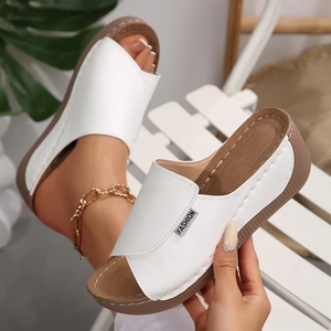 Sandales compensées légères en cuir verni pour femme, à bout ouvert, respirantes, pour l'été, la plage, le printemps et l'automne en extérieur - Product Image 4