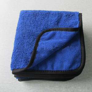 Serviette de lavage auto en microfibre 40x40cm 400gsm grise absorbante pour le cirage, le polissage, le detailing et le nettoyage - Product Image 2