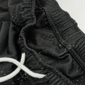 กางเกงขาสั้นตาข่ายกีฬาบาสเก็ตบอลสำหรับผู้ชายกางเกงขาสั้นตาข่ายโลโก้พิมพ์ลายขนาดใหญ่พิเศษออกแบบได้ตามที่ต้องการ - Product Image 5