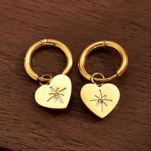 Pendientes de Estrella de Ocho Puntas y Corazón de Acero Inoxidable 304 de Estilo Premium, Galvanoplastia al Vacío, Oro Real de 18K, Ideales para Mujer - Product Image 5
